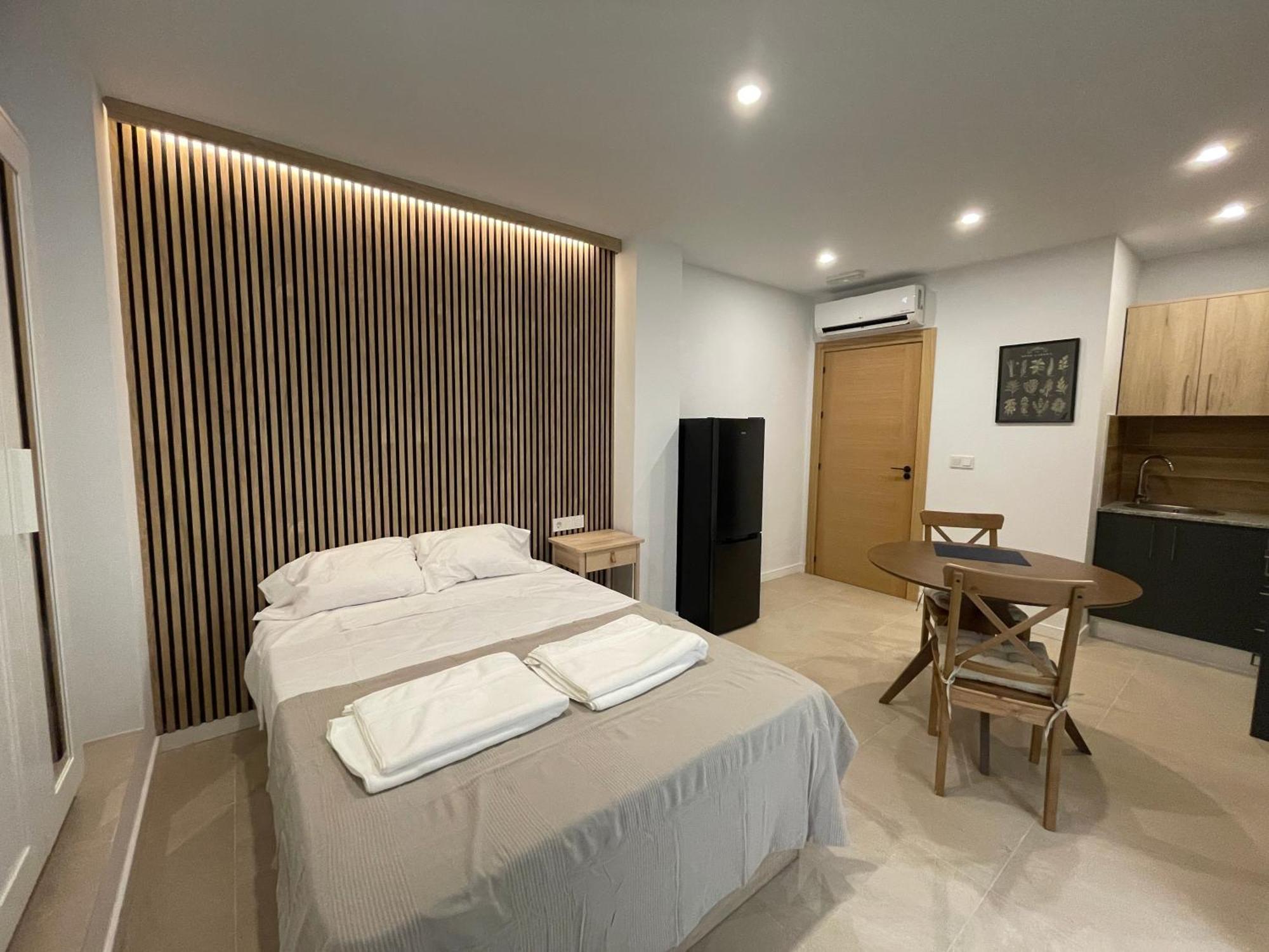 Apartamentos Postiguet 阿利坎特 外观 照片