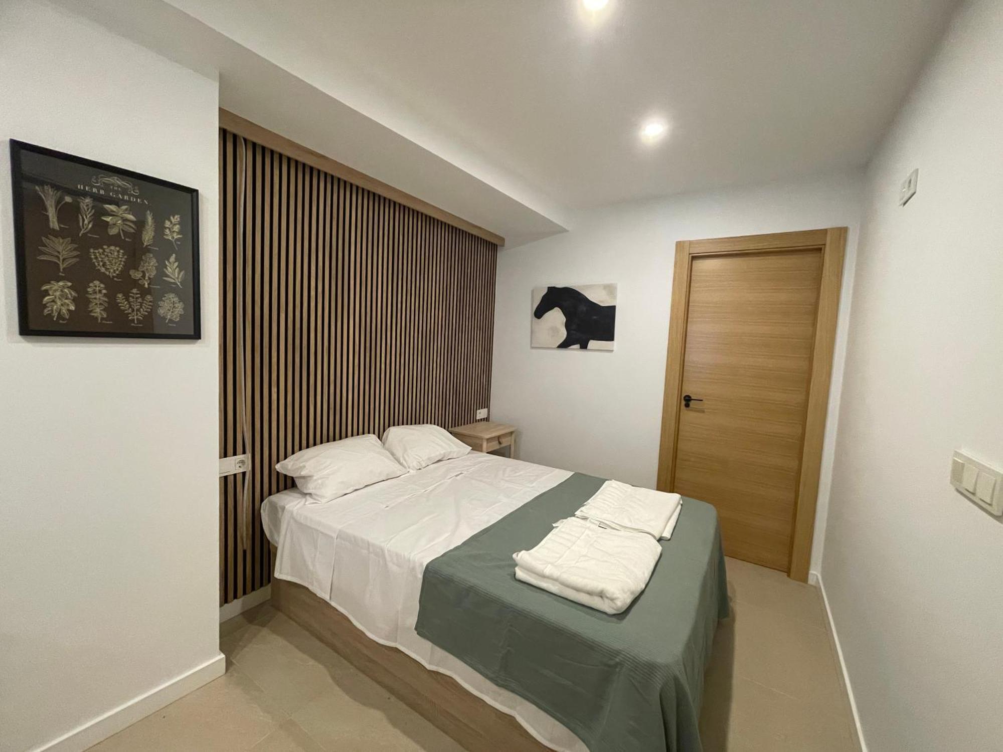 Apartamentos Postiguet 阿利坎特 外观 照片